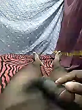 mallucallboy2104 online show from February 8, 3:52 am