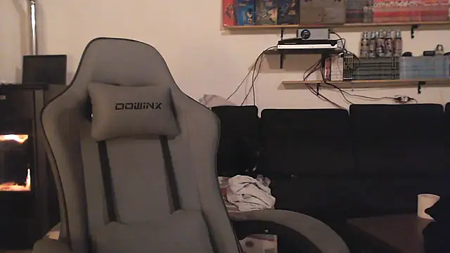 complicata mente online show from January 9, 11:24 pm