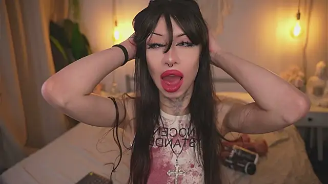 Devilsss toy online show from November 21, 4:38 pm