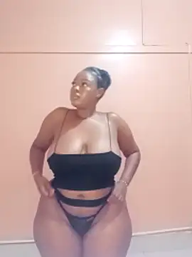Luciouslips00 online show from May 9, 2:55 pm