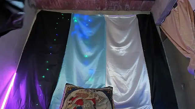 DeisyHarper online show from March 20, 5:04 pm