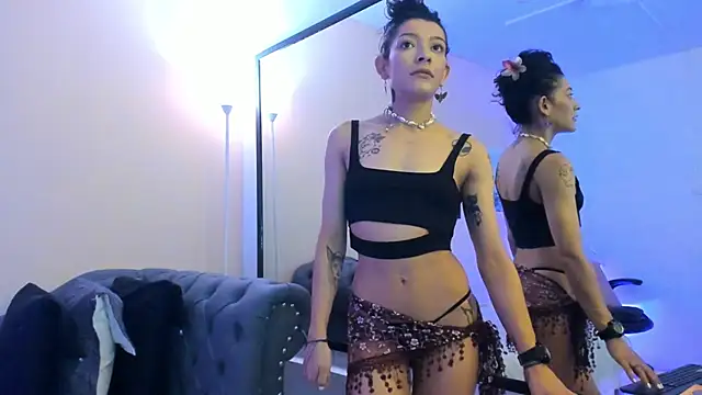 haileycat online show from May 28, 4:21 am