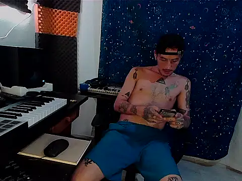 patrik tattoo  online show from January 31, 1:33 am