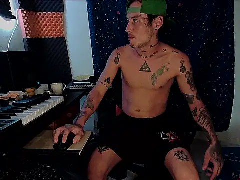 patrik tattoo  online show from March 2, 11:20 pm