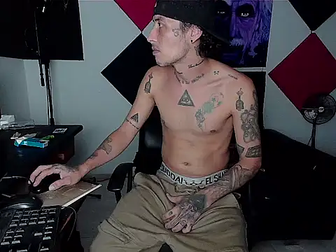 patrik tattoo  online show from September 30, 5:01 am