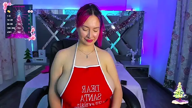 Snapshot of Malala_18 chatting on December 18, 5:15 am Malala 18 online show from December 18, 5:15 am