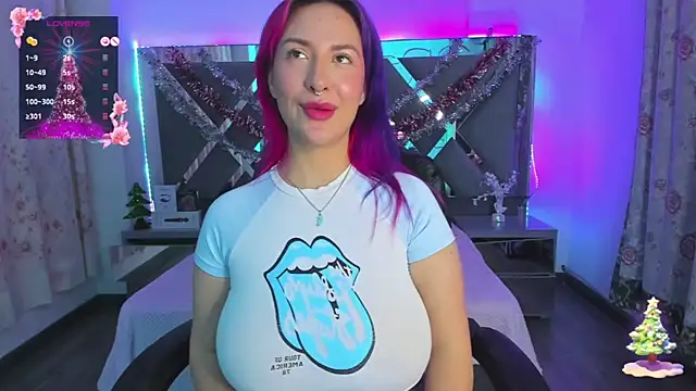 Snapshot of Malala_18 chatting on January 3, 5:17 am Malala 18 online show from January 3, 5:17 am