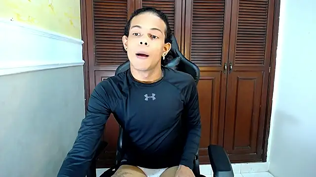 rose Skinny  online show from October 7, 12:41 am