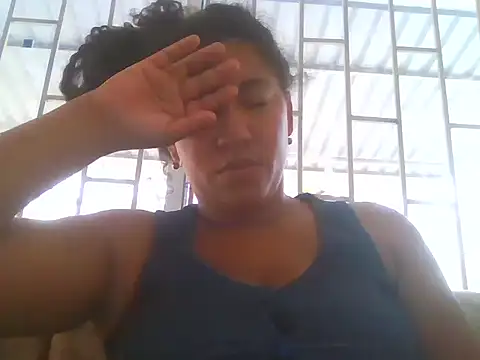 bellacrespalatina online show from February 14, 8:27 pm