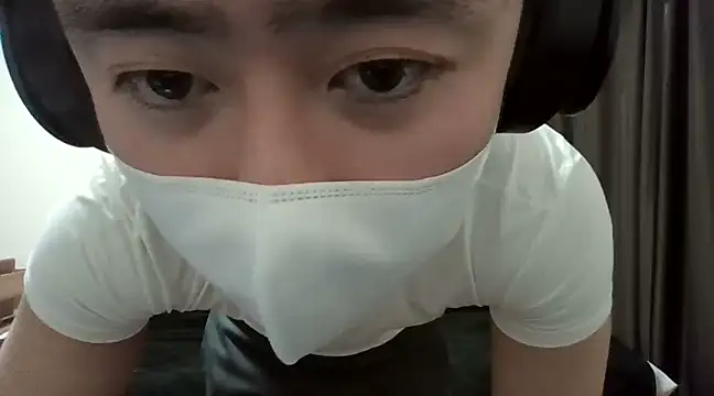 YU-KI00 online show from March 18, 1:20 pm