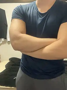 YU-KI00 online show from October 26, 1:28 pm