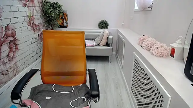 Cutie Asya online show from April 6, 4:32 am