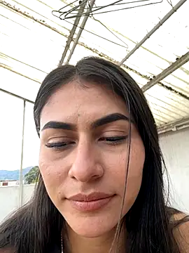 emilie xx  online show from October 10, 10:09 pm