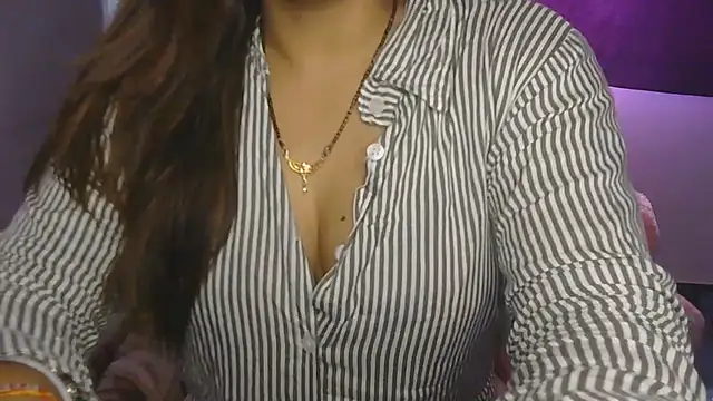 Snapshot of cutie-taara chatting on June 13, 3:48 am cutie-taara online show from June 13, 3:48 am