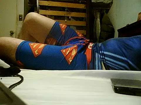 Snapshot of frank32love chatting on February 19, 10:23 am frank32love online show from February 19, 10:23 am