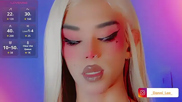 DanniLee  online show from November 16, 5:51 pm