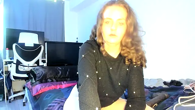 ENGLISHEMILY 69 online show from January 24, 3:02 pm