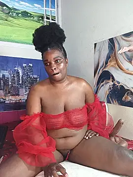 Snapshot of SexinessBae chatting on July 15, 1:11 am SexinessBae online show from July 15, 1:11 am