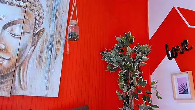 Snapshot of grace_miller03 chatting on November 16, 7:30 pm grace miller03 online show from November 16, 7:30 pm