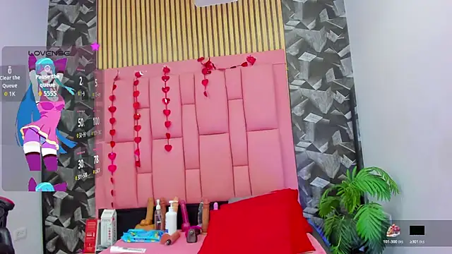 Brithanyslim online show from March 7, 7:00 pm