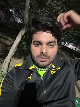 Snapshot of Gaonkadesilonda chatting on December 3, 5:12 pm Gaonkadesilonda online show from December 3, 5:12 pm