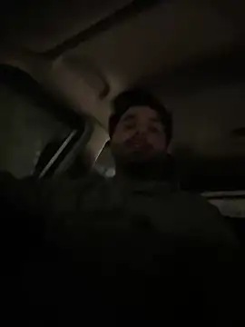 Snapshot of Gaonkadesilonda chatting on December 4, 3:54 pm Gaonkadesilonda online show from December 4, 3:54 pm