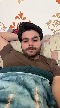 Snapshot of Gaonkadesilonda chatting on December 5, 7:49 pm Gaonkadesilonda online show from December 5, 7:49 pm