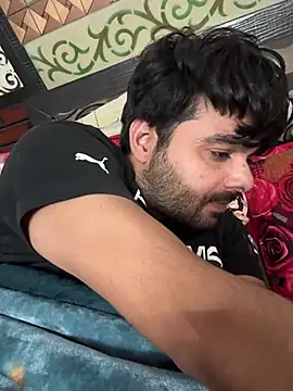 Snapshot of Gaonkadesilonda chatting on December 10, 12:05 pm Gaonkadesilonda online show from December 10, 12:05 pm