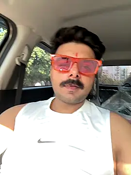 Snapshot of Gaonkadesilonda chatting on September 29, 9:36 am Gaonkadesilonda online show from September 29, 9:36 am