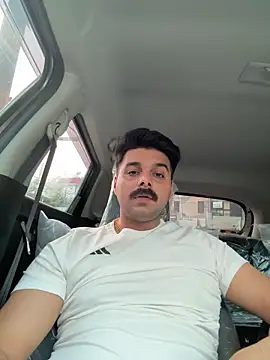 Snapshot of Gaonkadesilonda chatting on October 1, 12:22 pm Gaonkadesilonda online show from October 1, 12:22 pm