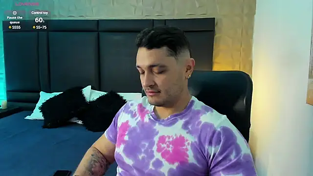 JossAckland online show from January 22, 11:45 am