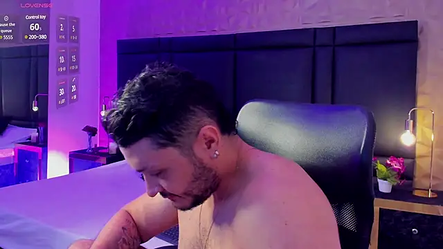 JossAckland online show from February 8, 2:49 pm