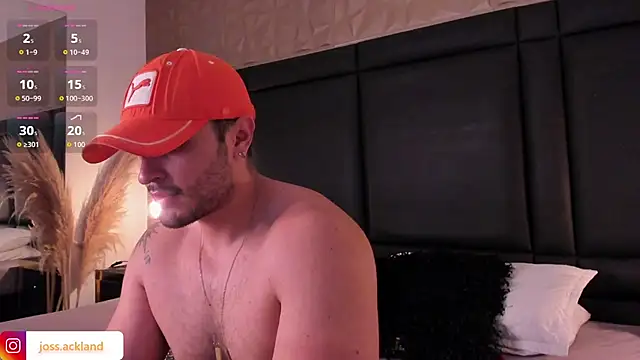 JossAckland online show from November 26, 7:59 pm