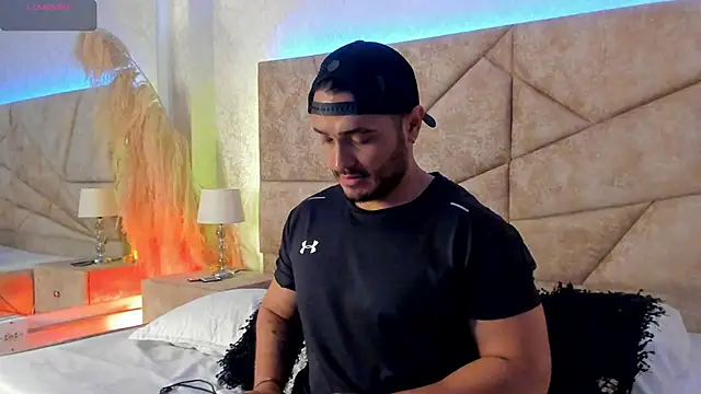 JossAckland online show from January 8, 8:11 pm