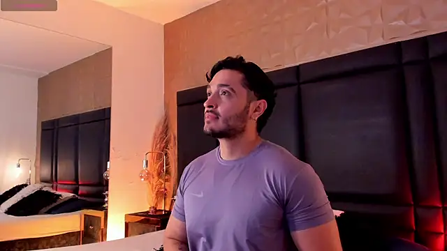 JossAckland online show from February 11, 7:52 pm