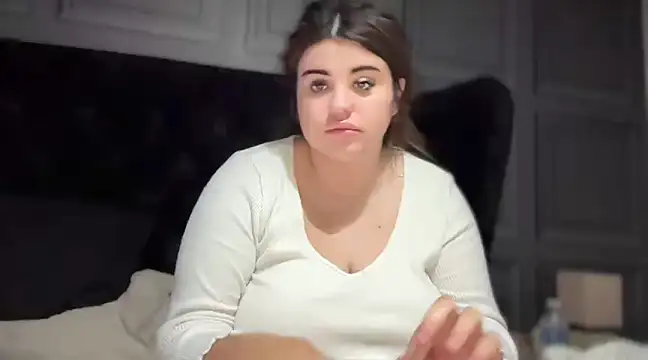 curvybabesx1 online show from March 21, 5:11 am