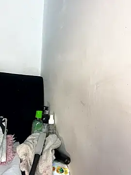 chiquimaturesexy online show from January 14, 11:31 pm