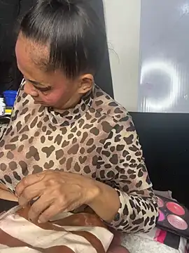 chiquimaturesexy online show from February 17, 8:04 pm