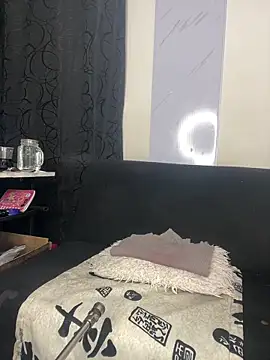 chiquimaturesexy online show from March 2, 9:43 pm