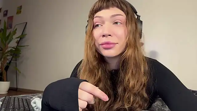 PaulaPratt online show from January 9, 8:55 am