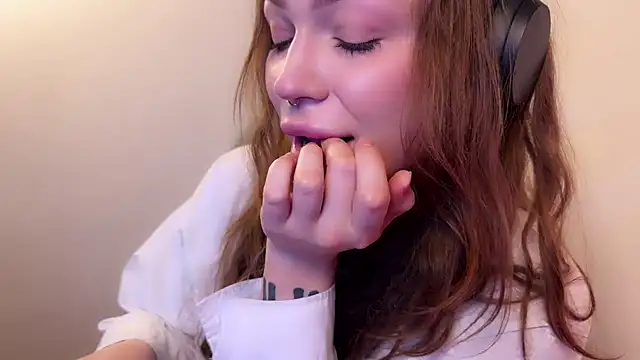 PaulaPratt online show from January 24, 4:16 am