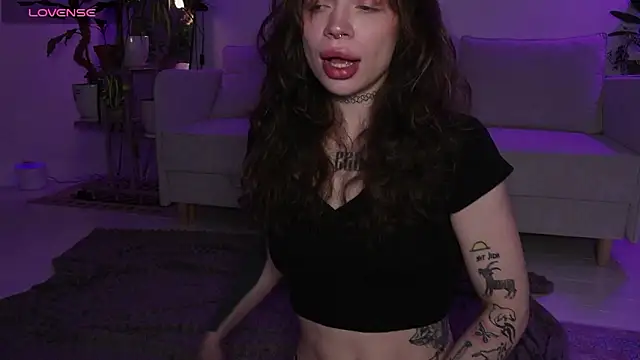 Snapshot of PaulaPratt chatting on February 8, 4:49 am PaulaPratt online show from February 8, 4:49 am