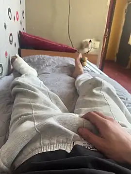 Snapshot of djtimka chatting on May 7, 8:20 am djtimka online show from May 7, 8:20 am