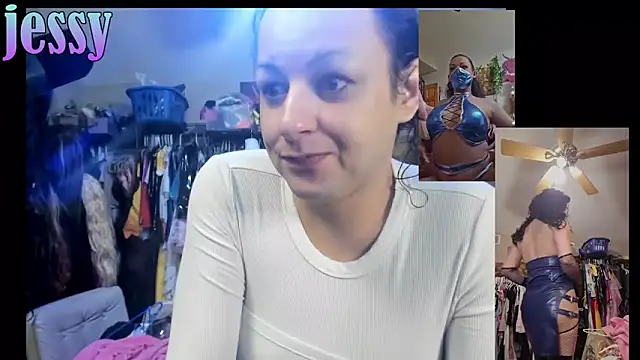 Snapshot of jessy0504 chatting on February 2, 11:42 am jessy0504 online show from February 2, 11:42 am