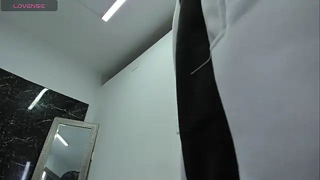 ada-brooke online show from January 13, 1:38 pm