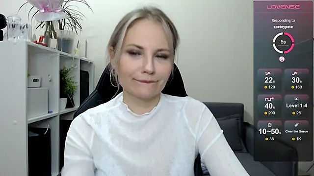 Sunny bunny6 online show from March 17, 6:29 am