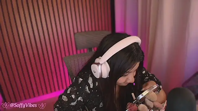 soffyvibes- online show from February 17, 12:40 am