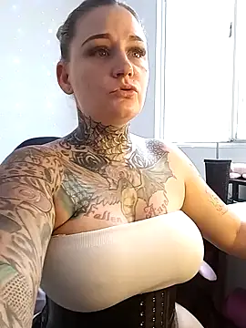 Snapshot of Lisacasandra chatting on March 2, 5:58 pm Lisacasandra online show from March 2, 5:58 pm