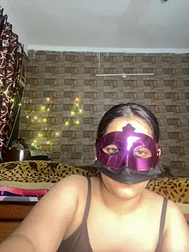 STEP SISTER1 online show from February 8, 4:10 pm