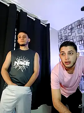 TommyandBillie online show from November 22, 6:07 pm